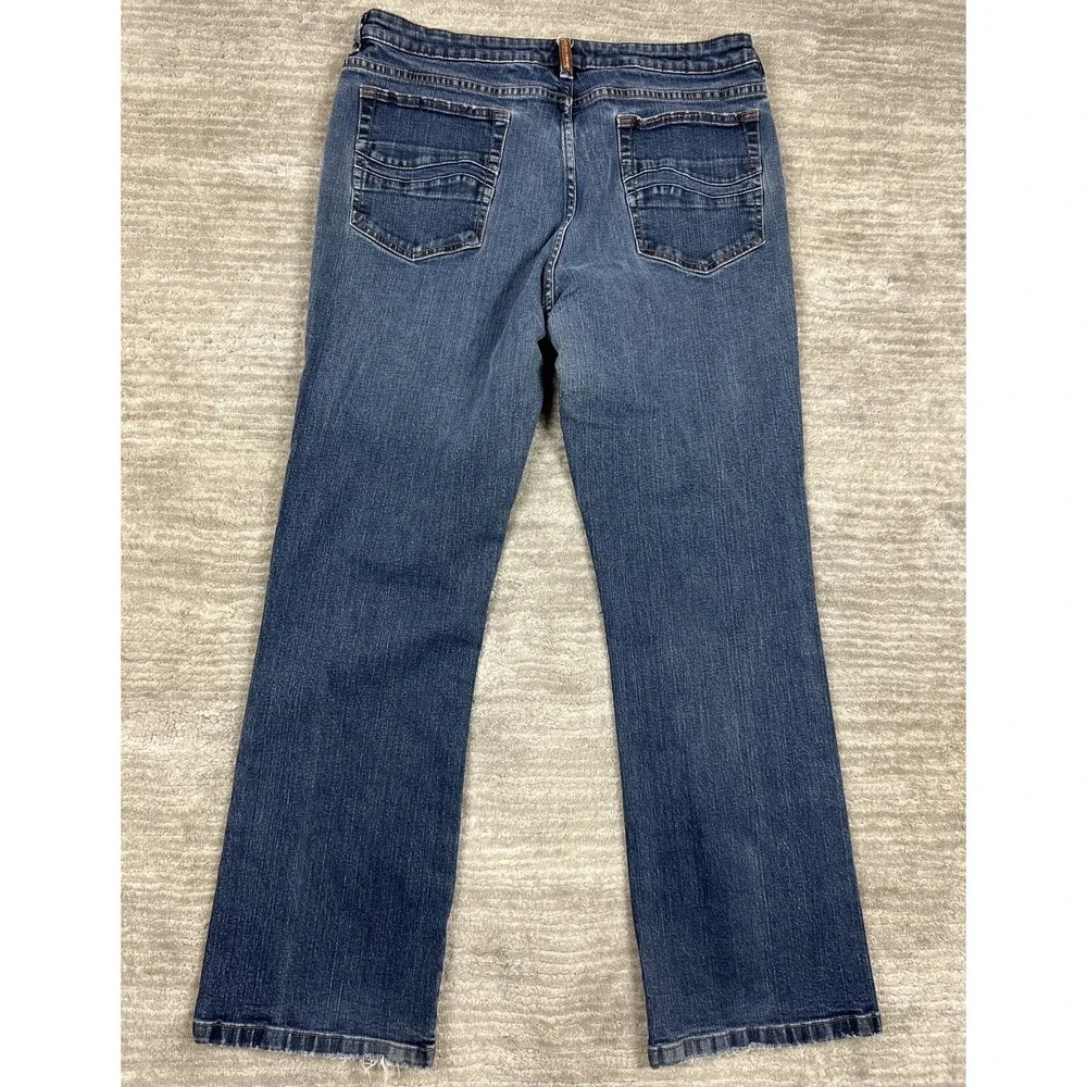 Lee One True Fit preowned good